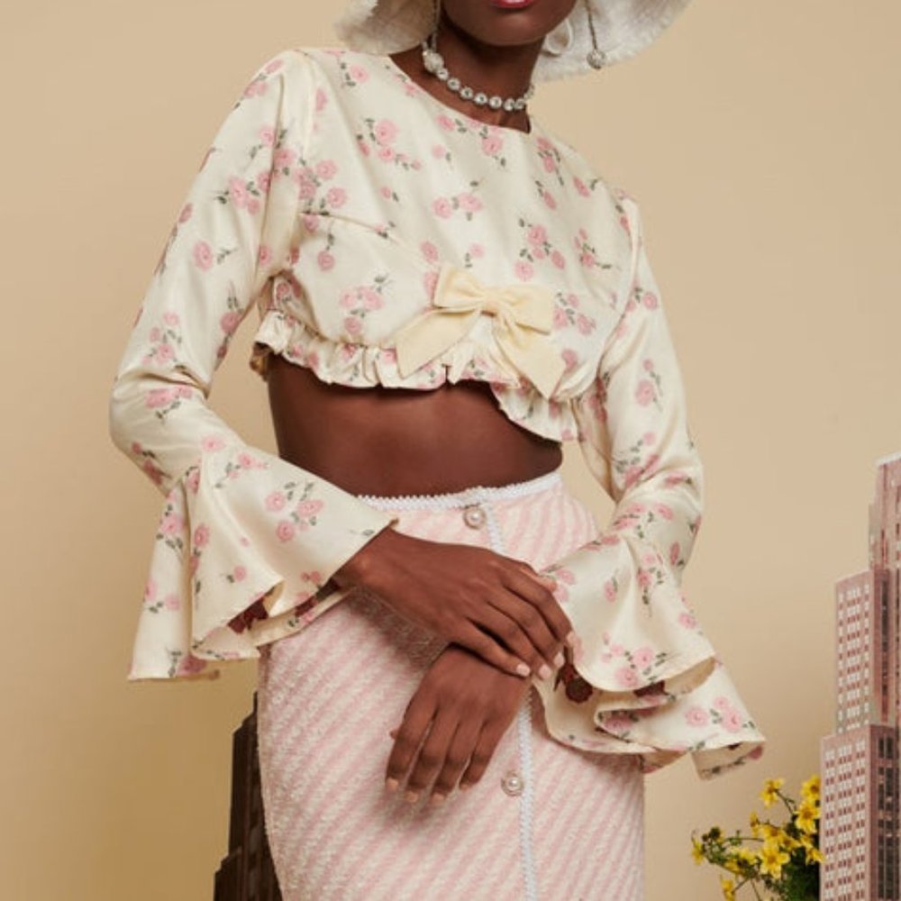 Sister Jane DREAM Miranda Ditsy Floral Cropped Top Ivory Pink Small